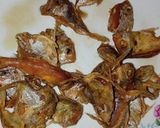 Foto langkah ke 5 dari resep Tumis Sawi Hijau dan Ikan Asin.