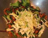 A picture of step 5 of Winter Vegetable Macaroni.