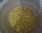 Foto langkah ke 1 dari resep Corn & sosis lada hitam.