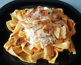 Foto del paso 4 de la receta: Tagliatella / Tallarines 🍝con tomate 🍅 y pollo empanado 🍗