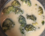 Foto del paso 3 de la receta: Brócoli gratinado en su propio jugo