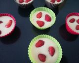 Une image de l'étape 5 de Muffins fraise / amande.