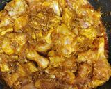 A picture of step 5 of Bangla chicken massala.