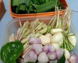 รูปขั้นตอนการทำที่ 1 ของ ไก่นึ่งสมุนไพร