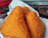 Foto langkah ke 9 dari resep Risoles Segitiga.