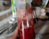 Foto langkah ke 2 dari resep #KOREAN MILK STRAWBERRY.