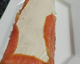 Foto del paso 10 de la receta: Pastel frío de salmón, gambas y aguacate