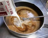 A picture of step 6 of Japanese-style Black Sugar Pudding & Black Sugar Jelly.