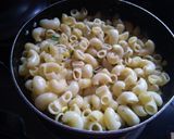 A picture of step 5 of Cheesy corn Macaroni.