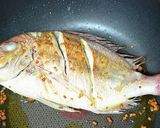A picture of step 4 of Orata all'acqua Pazza (Poached Sea Bream).
