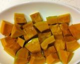 A picture of step 1 of Easy Kabocha & Milk Soup.