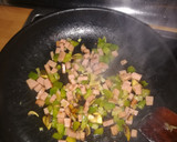 Foto del paso 1 de la receta: Huevos revueltos en tostada