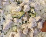 Tejszínes csirkemell cukkinivel 🐔 recept fázis 5 fotója
