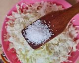Foto del paso 2 de la receta: Chucrut o repollo blanco fermentado 🇩🇪 Sauerkraut (col agria) ♥ Probióticos 🇩🇪 Alemania