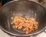 A picture of step 12 of Garlic Chips and Garlic Oil.