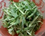 A picture of step 2 of Crispy Mizuna Salad with Plum-Mayonnaise Dressing.