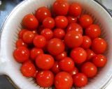 A picture of step 1 of Easy Superb Tomato Curry.