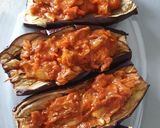 Une image de l'étape 7 de Aubergines au four farcies à la sauce tomates /escalope / mozza.