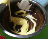 A picture of step 2 of Rich Gateau au Chocolat.