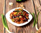 A picture of step 3 of Kung Pao Chicken/Chinese Chicken starter/Restaurant style.
