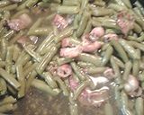A picture of step 3 of Kickin Green beans.