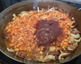 Füstben sült bbq angol reggeli (English breakfast): sült paradicsom Onsen lágy tojás, sült bab, recept fázis 1 fotója