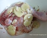 รูปขั้นตอนการทำที่ 1 ของ ไก่อบขิง