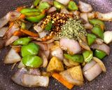 A picture of step 6 of Grilled Paneer Salad for Weight Loss.