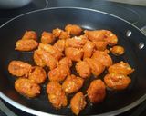 Foto del paso 1 de la receta: Garbanzos fritos con longaniza y cebollas con arroz basmati