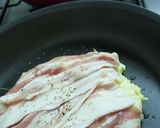 A picture of step 6 of Fluffy Kansai-style Okonomiyaki with Cabbage and Nagaimo Yam.
