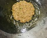 A picture of step 4 of Peshawari chapli kabab.