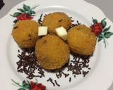 Foto langkah ke 7 dari resep Choco Cheeze Melted Banana Balls (bola-bola pisang coklat keju lumer).