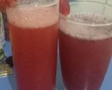 Foto langkah ke 4 dari resep Strawberry chia juice.
