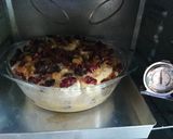 Foto langkah ke 7 dari resep Puding Roti Tabur Buah.