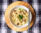 Foto langkah ke 4 dari resep Mie Udon Ayam Jamur Kuah Creamy.
