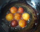 हलवाई स्टाईल मलाई गुलाबजामुन (halwai style malai gulab jamun recipe in marathi) रेसिपी स्टेप 2 फोटो 