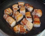 A picture of step 6 of Juicy and Big Pork Belly Meat Curry Made in a Pressure Cooker.