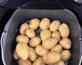 Une image de l'étape 1 de Pommes de terre grenailles à l’air fryer.