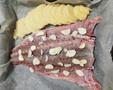 Foto del paso 3 de la receta: Pescado al horno con patatas y zanahorias