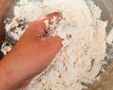 Hình bước làm 1 của món Bánh canh cá bã trầu