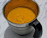 A picture of step 2 of Mango ice candy.