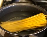 A picture of step 1 of Shrimp & Mushroom Fettuccine.