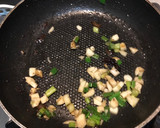 A picture of step 4 of Pork chop with onion.
