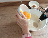 Foto del paso 2 de la receta: Tarta de zanahoria cubierta de crema y nueces (carrot cake)