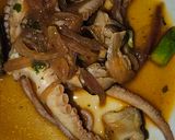 Foto del paso 6 de la receta: Pulpo con llanega negra y gambas cocidas con salsa tártara