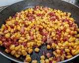Foto del paso 3 de la receta: LA QUICHÉ Esquites🥓🌽...!