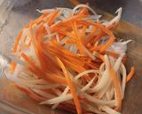 Foto del paso 4 de la receta: Ensalada de nabo, zanahoria y repollo... en mandolina