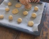 A picture of step 2 of Butter Cookies.