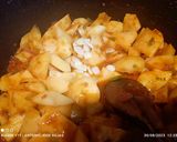 Foto del paso 6 de la receta: Calamar estofado con pasta de curry rojo