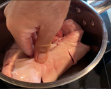 Foto del paso 1 de la receta: Alubias con manitas de cerdo